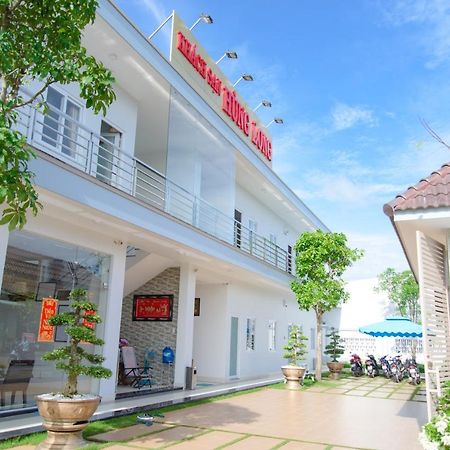 Hung Long Hotel Ben Tre Exteriör bild